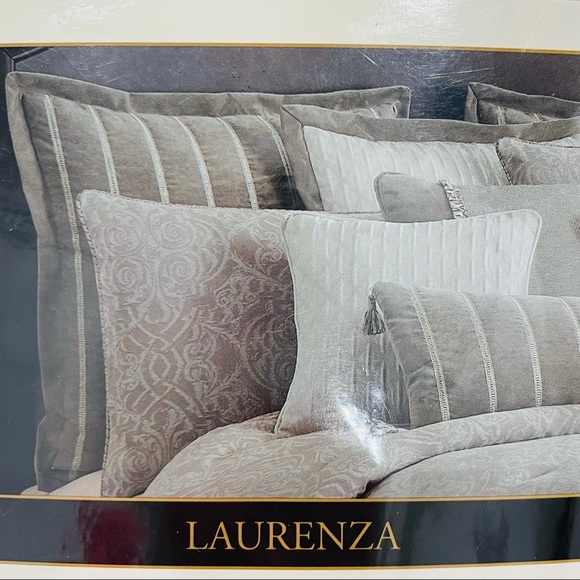 Rose Tree Laurenza Euro Sham Beige w/ Cream Embroidered Stripes 26 x 26" NIP NEW - Picture 8 of 9